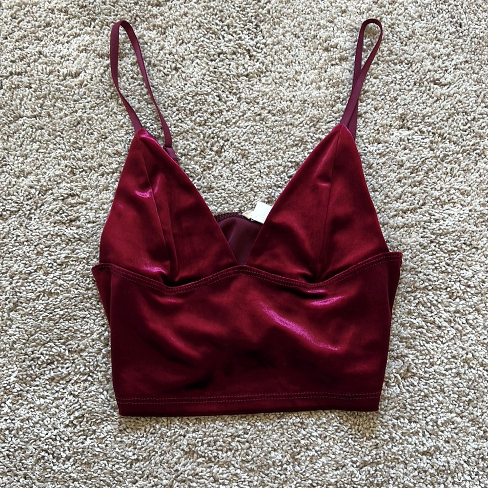 Garage velvet top